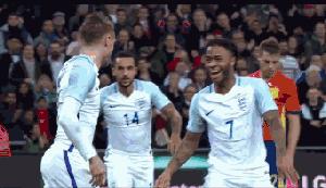 扔水瓶如何扔到更稳教程,扔水瓶挑战教程