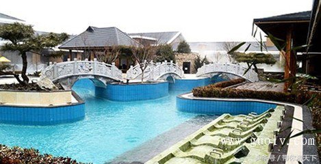 铭湖温泉和步云山温泉哪个好,铭湖温泉