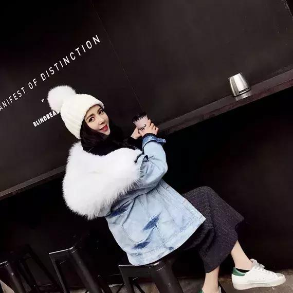 脸小穿大毛领显脸更小吗,显脸瘦帽子加大