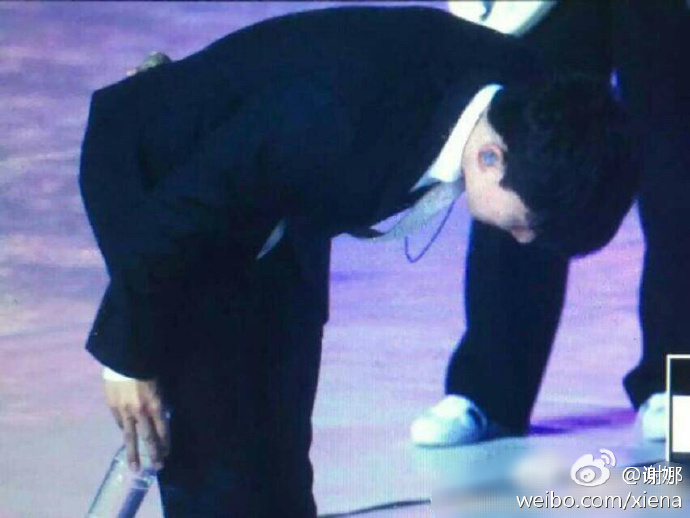 不要苛求,和大张伟相比,张杰失声后46个对不起的诚意简直太好