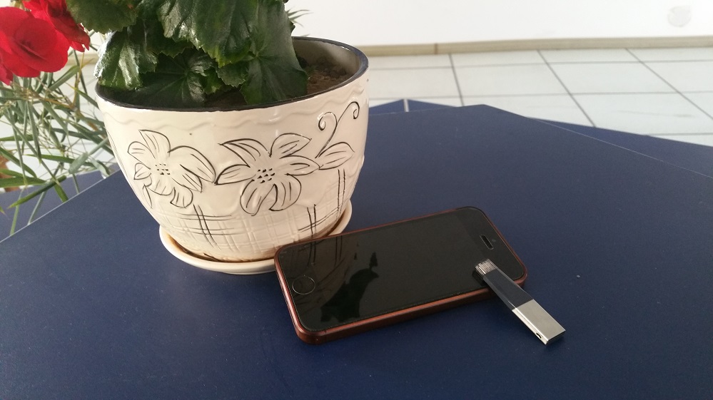 闪迪苹果手机u盘评测,闪迪欣享苹果手机U盘测评