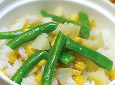 更年期怎么保养自己，犹如不老女神赵雅芝不老男神钟汉良