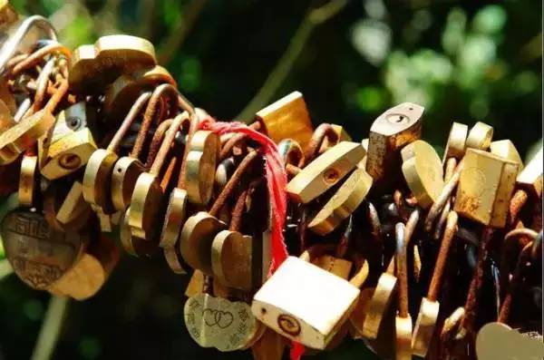 辣妹和你逛奥莱——2016辣妹车友会奥莱圣诞欢乐趴