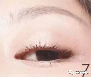 kissme睫毛膏刷完怎么老是结块,刷了睫毛打底睫毛膏结块