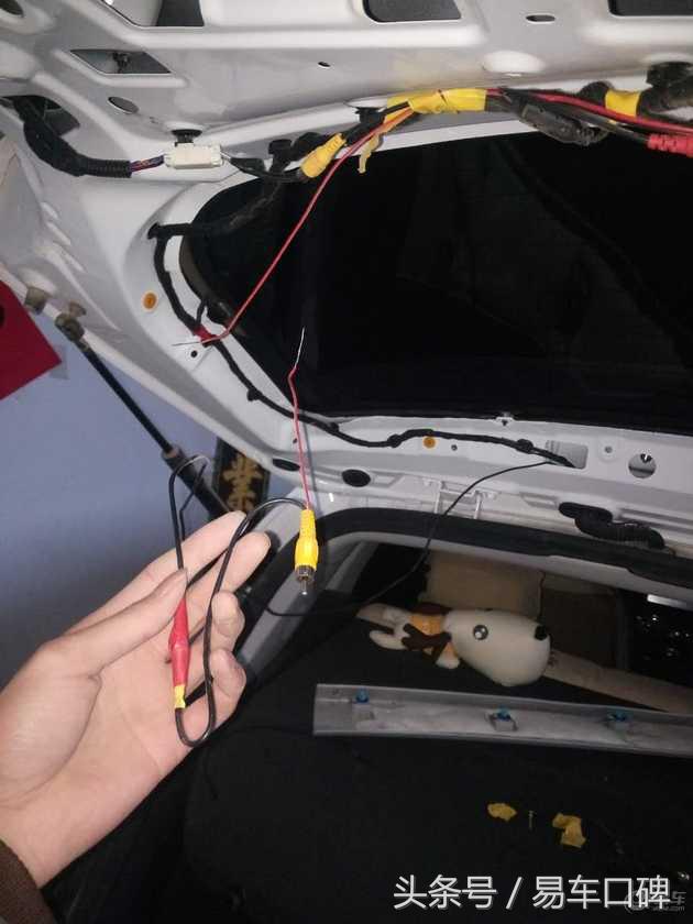 众泰t60后备箱右侧漏水,众泰t600发动机漏水