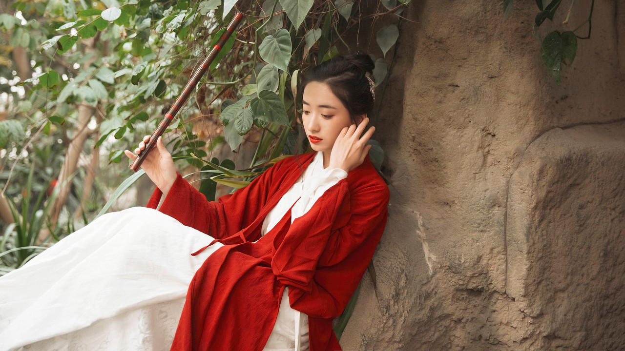 百年前的倾国之难，已经成为血色暗淡的回忆