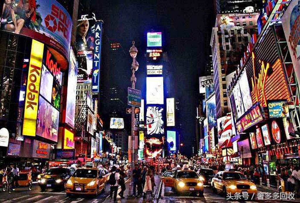 十大奢侈品购物天堂,巴黎香榭丽舍大道奢侈品店购物