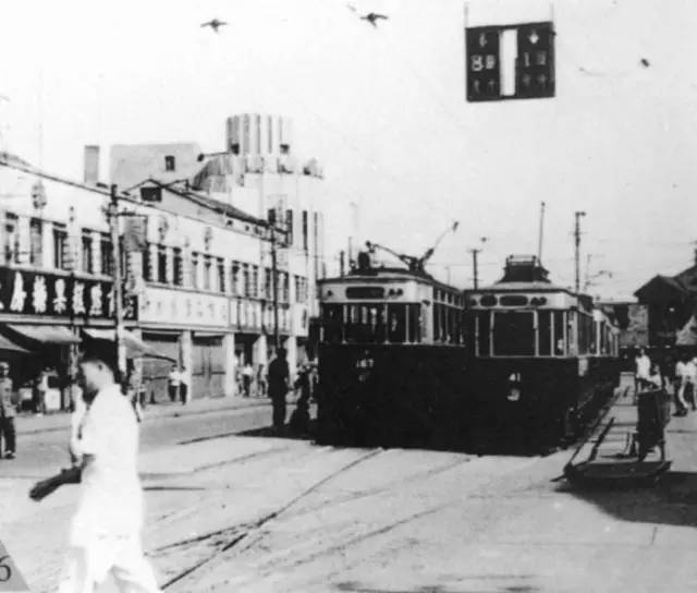 今朝上海｜嚇宁！34分钟狂开52公里，差头司机深更半夜白相“头文字D