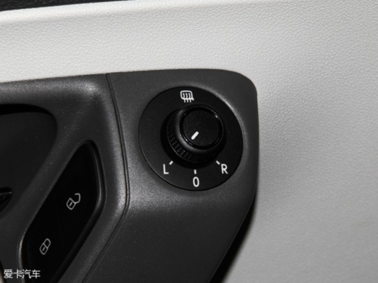 拒绝驾乘老年代步车出行,拒绝老年代步车的人