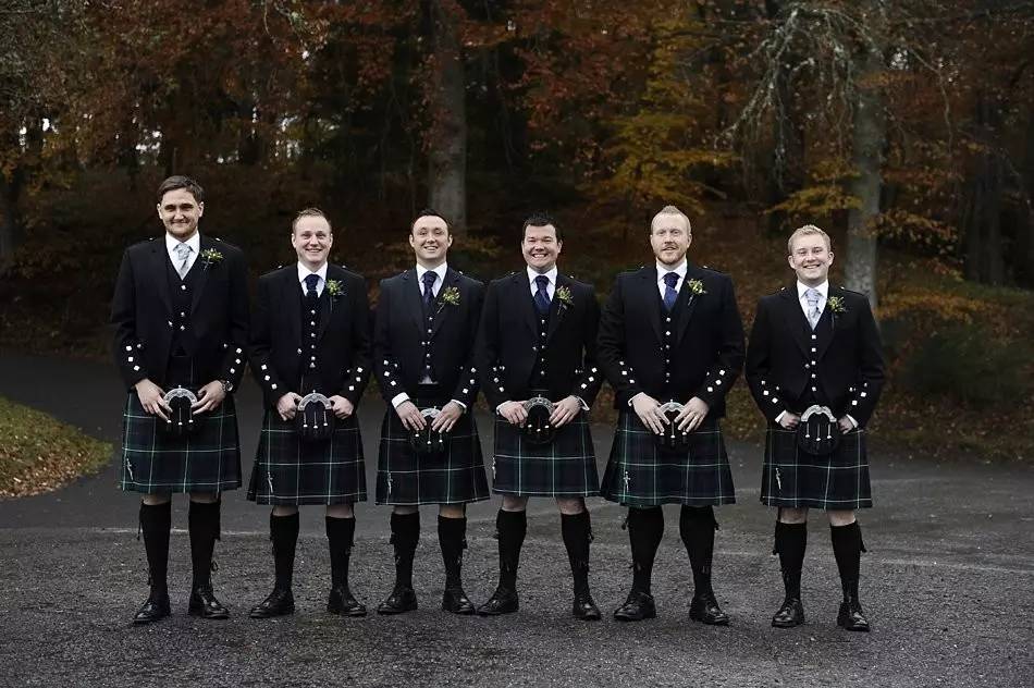 圣诞节送女朋友什么礼物比较走心 (异地恋圣诞节送女朋友什么礼物)