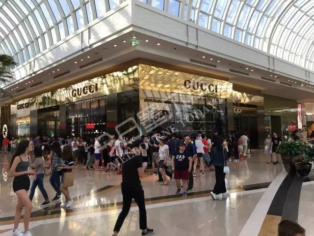 墨市BoxingDay现场:蔻驰5折!兰蔻YSL7折