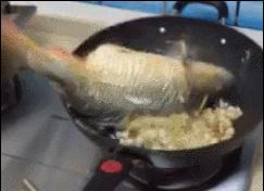 怎么在女朋友家赖着不走,女朋友赖在家里不走怎么办