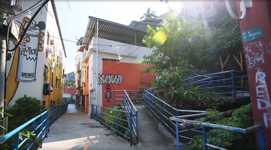 看，这些带着梦想的“有色”运动场