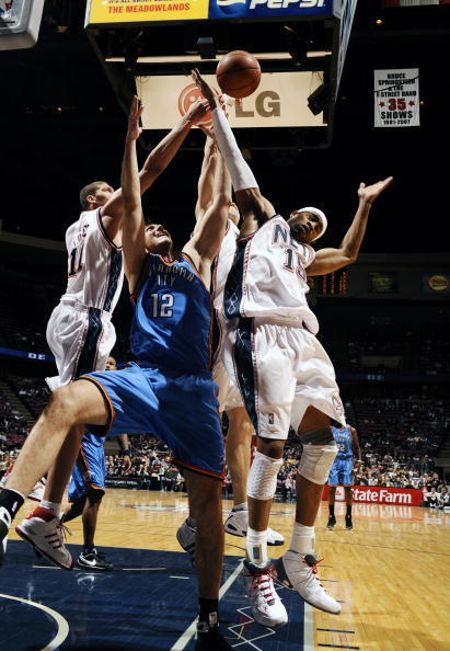 抢篮板的好球鞋,打篮球该如何挑选适合的球鞋