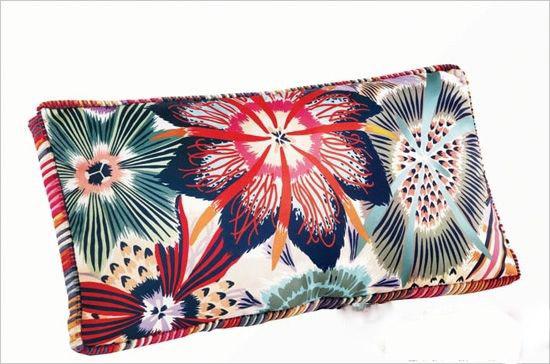 沙发觉得坐的不舒服有必要换吗,沙发一体式靠包对比分体式靠包