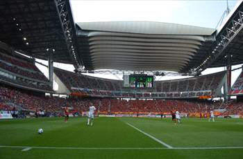 为什么中国没有天然草坪足球场,为什么中国的草坪那么少