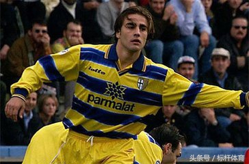 个性球星偏爱17号，17号代表着青春风暴和成为主力前的跳板号