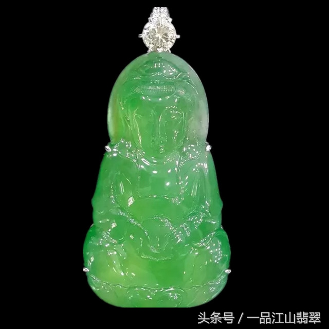 翡翠颜色和估价,冰糯翡翠颜色深浅价值