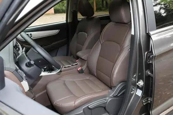 高性价比大空间suv售不足7万起,高性价比入门豪华suv