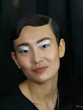 干货！年会Party用小心机碾压别人就靠这个妆！