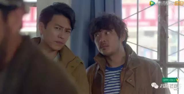 要被靳东的角色蒙蔽了双眼,他本人只有四岁,不能再多!