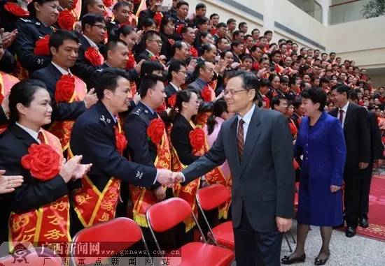 点赞全省表彰名单出炉,广西区优秀公务员公示