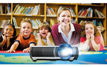 明基激光投影机,明基w700投影机投影距离