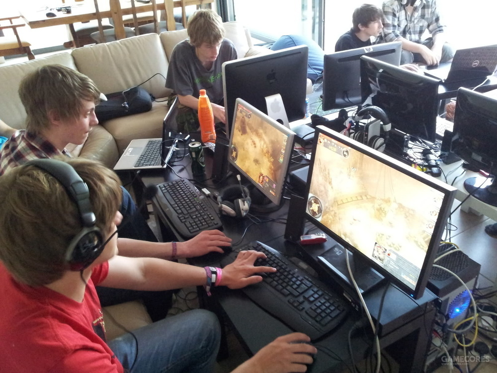 第一次去网吧新手教程,怎么开一个小型网吧