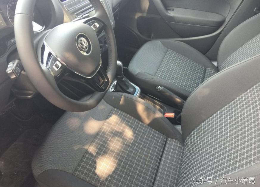 2019年大众polo手动低配,2020款大众polo多少钱