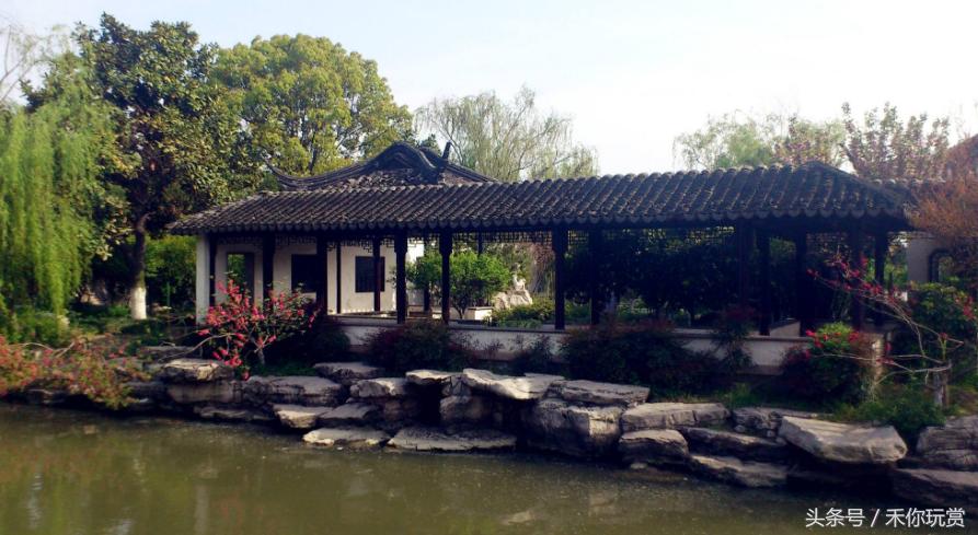 青砖黛瓦的古街风情,青砖黛瓦骑楼古巷