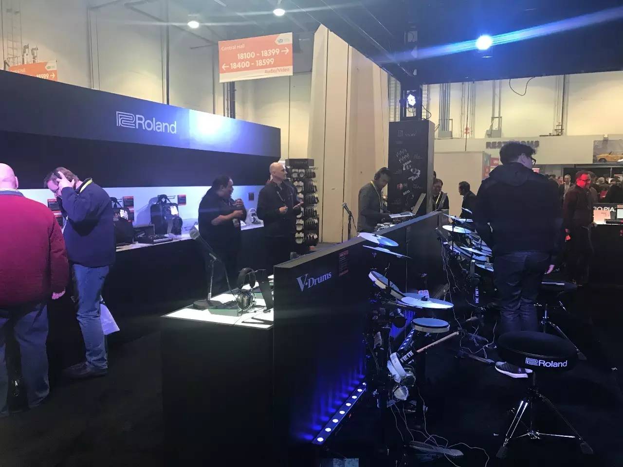 ces第二天多少分,ces2022回放