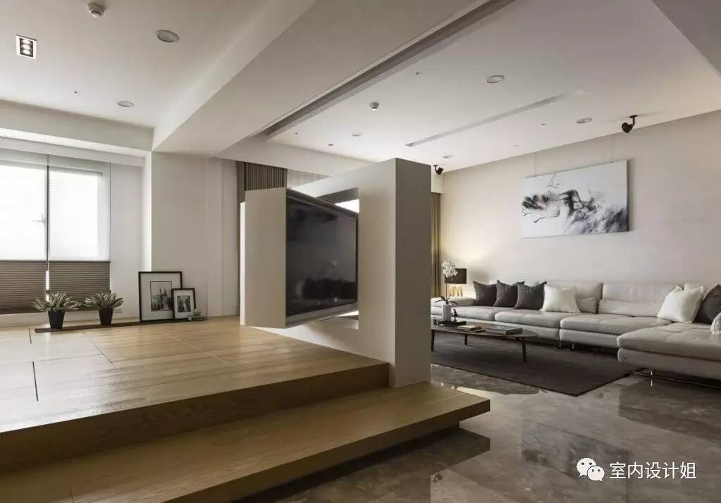 电视墙节省空间,电视墙太大用什么装饰一下