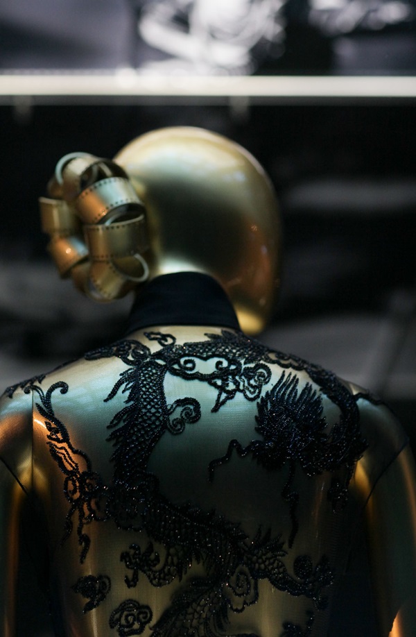 2017年女装流行趋势,2024年最流行潮流夏季女装