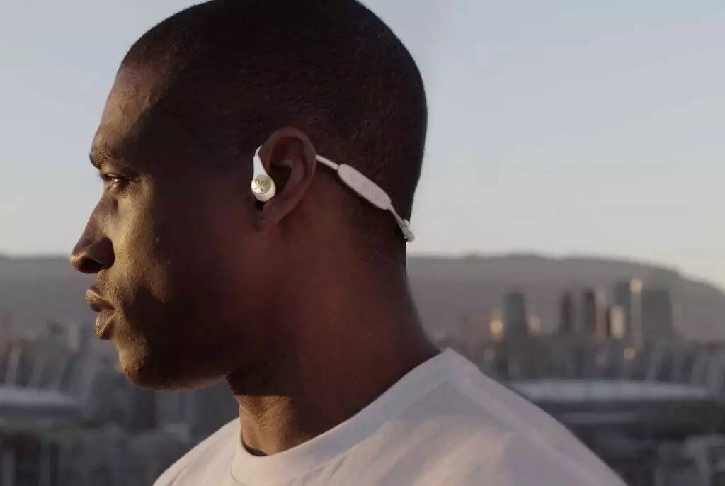 头戴式无线耳机出门,佩戴舒服无线耳机