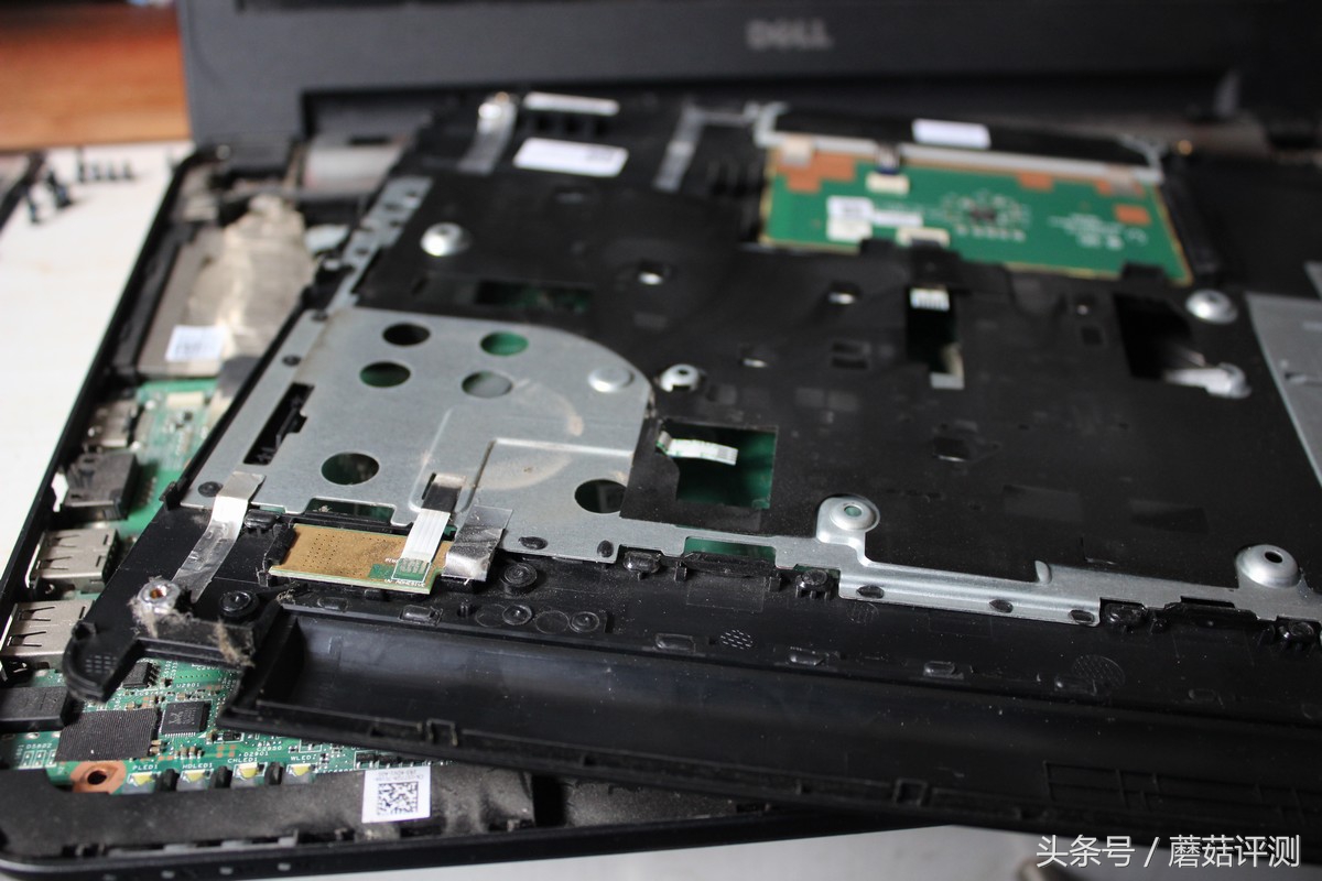 戴尔inspiron3421加装固态,戴尔笔记本inspiron143476拆机