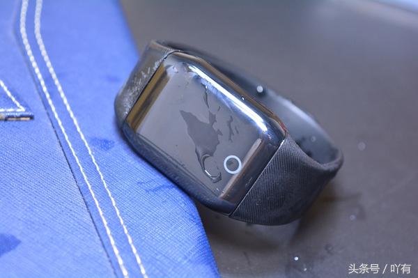 新科技，内置血氧、血压监测功能DuDowatch，又省一笔