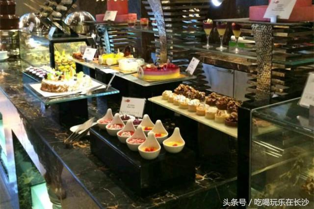 在长沙吃顿烧烤200元够吗,长沙去吃湘菜吃到饱大概多少钱