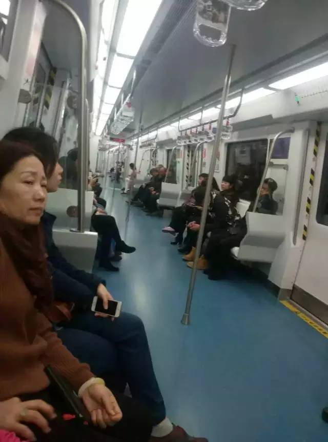 记者体验地铁,福州地铁开通运营