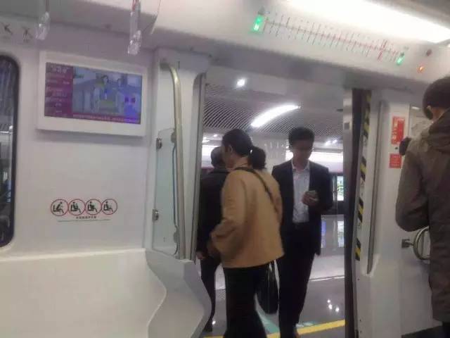 记者体验地铁,福州地铁开通运营