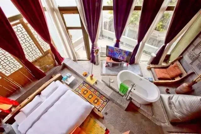 杨丽萍的太阳宫是在泸沽湖吗,鲁豫采访杨丽萍的太阳宫视频