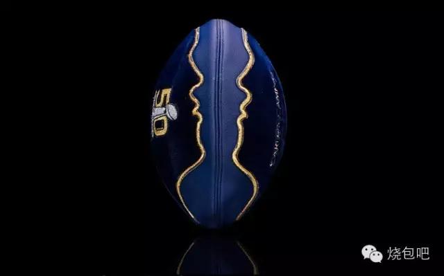 唯物|情人节倒计时,去看50个潮牌出的超级碗纪念球,独一无二