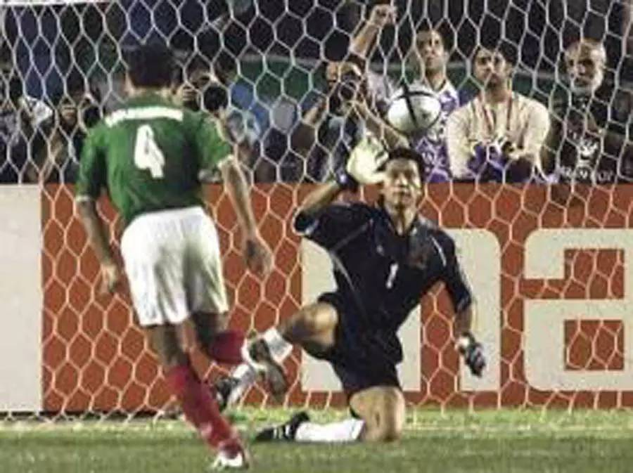 中国足球往事完整版,中国足球历史2002高清图片