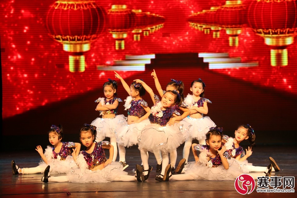 赛事网春晚录制圆满结束，正月初一至初三请锁定福建教育电视台