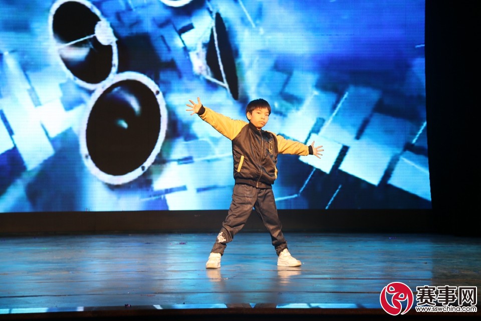 赛事网春晚录制圆满结束，正月初一至初三请锁定福建教育电视台