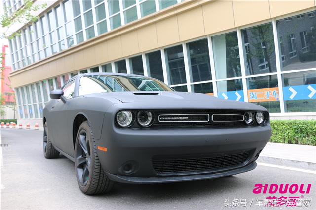 广东头盔喷漆改色,头盔改色最简单的方法