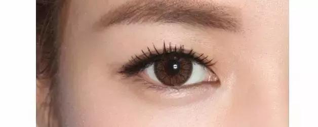 如何选择适合的美瞳颜色,爱美美眉要知道的色彩搭配