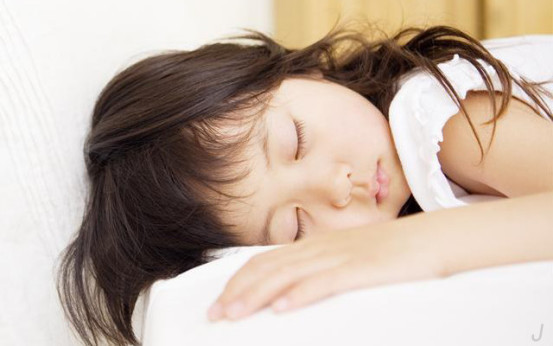 3岁孩子磨牙是什么原因,3岁儿童磨牙是缺钙吗