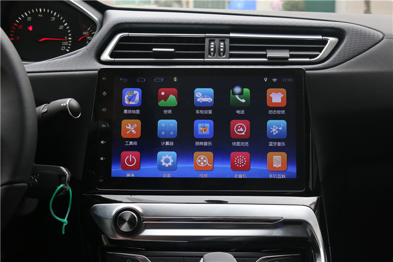 标致308改畅影10.2寸横屏机，2017就这么任性