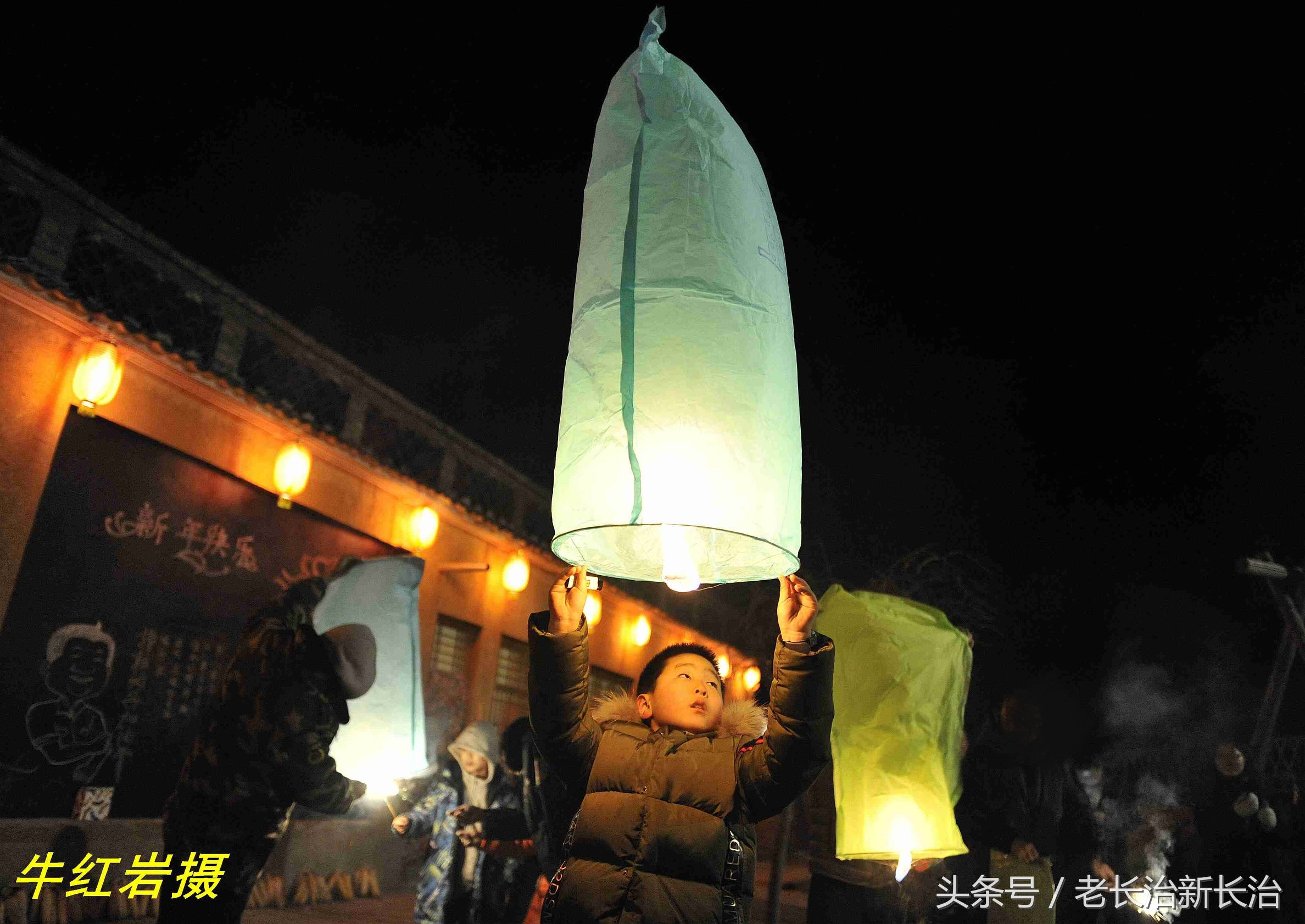 包饺子放烟花,包饺子贴春联放烟花赏花灯三年级