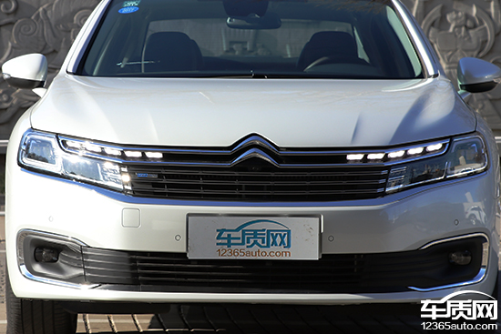 试驾新一代雪铁龙c6,2017年雪铁龙c6旗舰测评